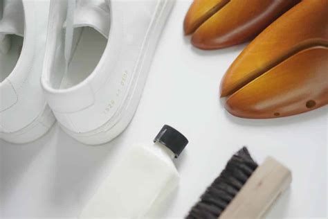 removing scuff marks on shoes